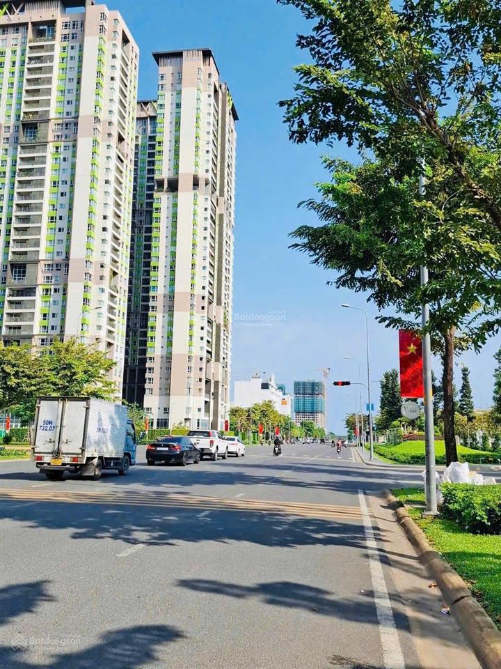 Bán siêu phẩm tạ hiện 8x18m hầm 7 tầng đường 25m, giá 86.4 tỷ, 0915 698 ***