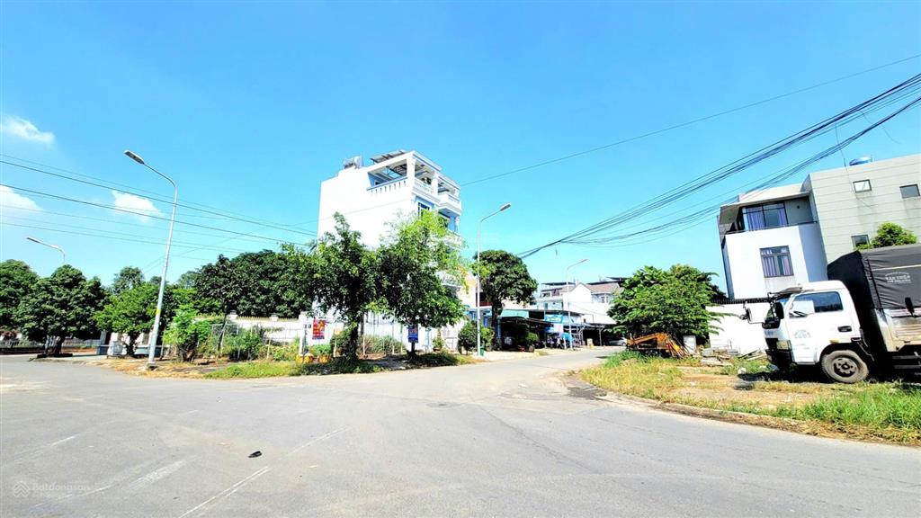 Bán lô đất dự án mười mẫu phường bình trưng đông q2 diện tích 5x20m giá 11,8 tỷ  0915 698 ***