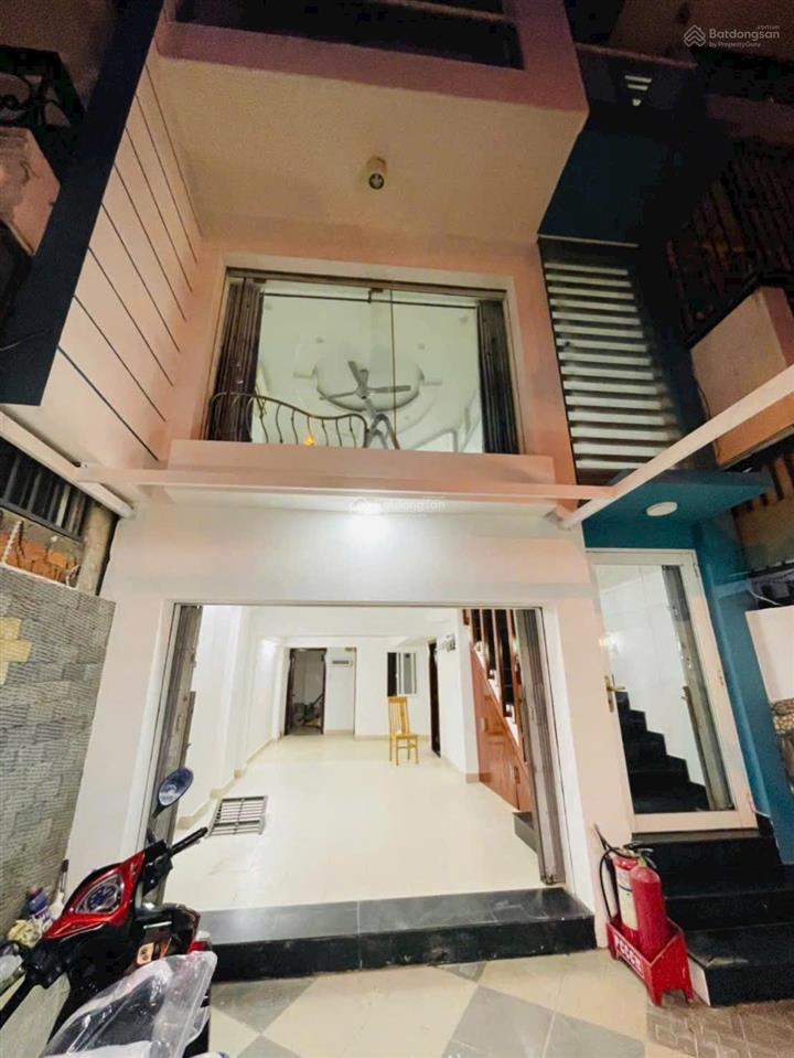 Bán nhà mặt tiền đường 39,1 trệt 2 lầu giá 11.7 tỷ còn tl.đoạn đường kinh doanh sầm uất 0915 698 ***