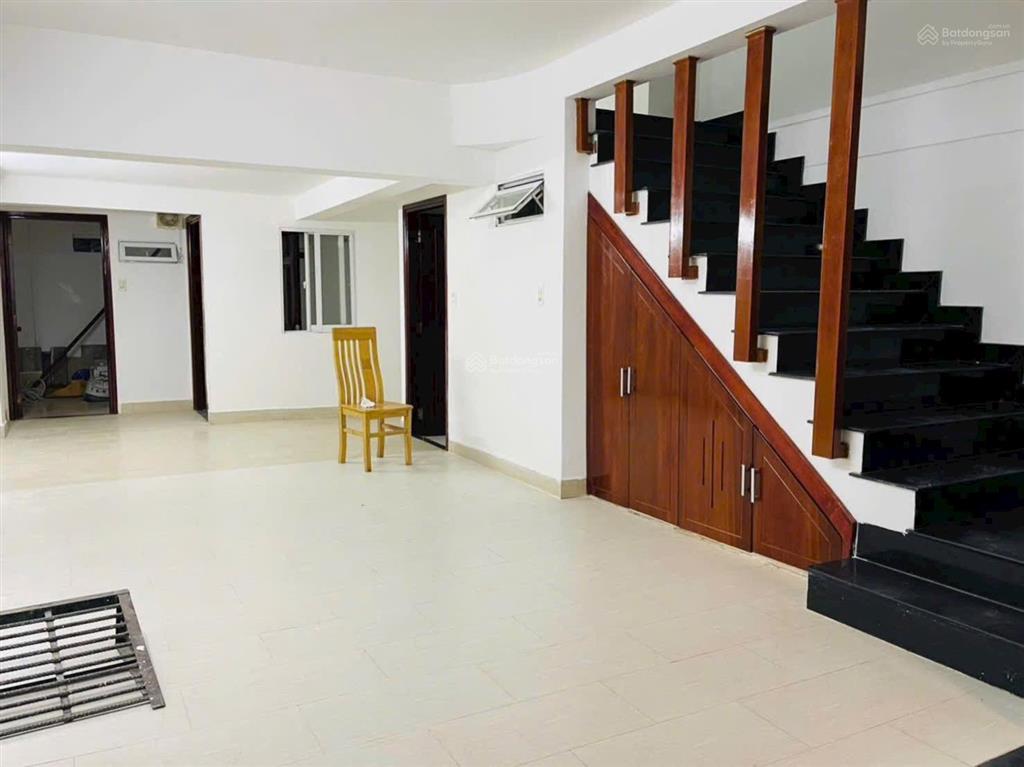 Bán nhà mặt tiền đường 39,1 trệt 2 lầu giá 11.7 tỷ còn tl.đoạn đường kinh doanh sầm uất 0915 698 ***
