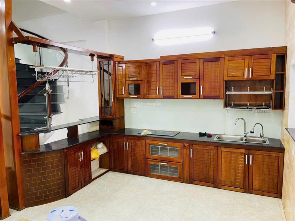 Bán nhà mặt tiền đường 39,1 trệt 2 lầu giá 11.7 tỷ còn tl.đoạn đường kinh doanh sầm uất 0915 698 ***