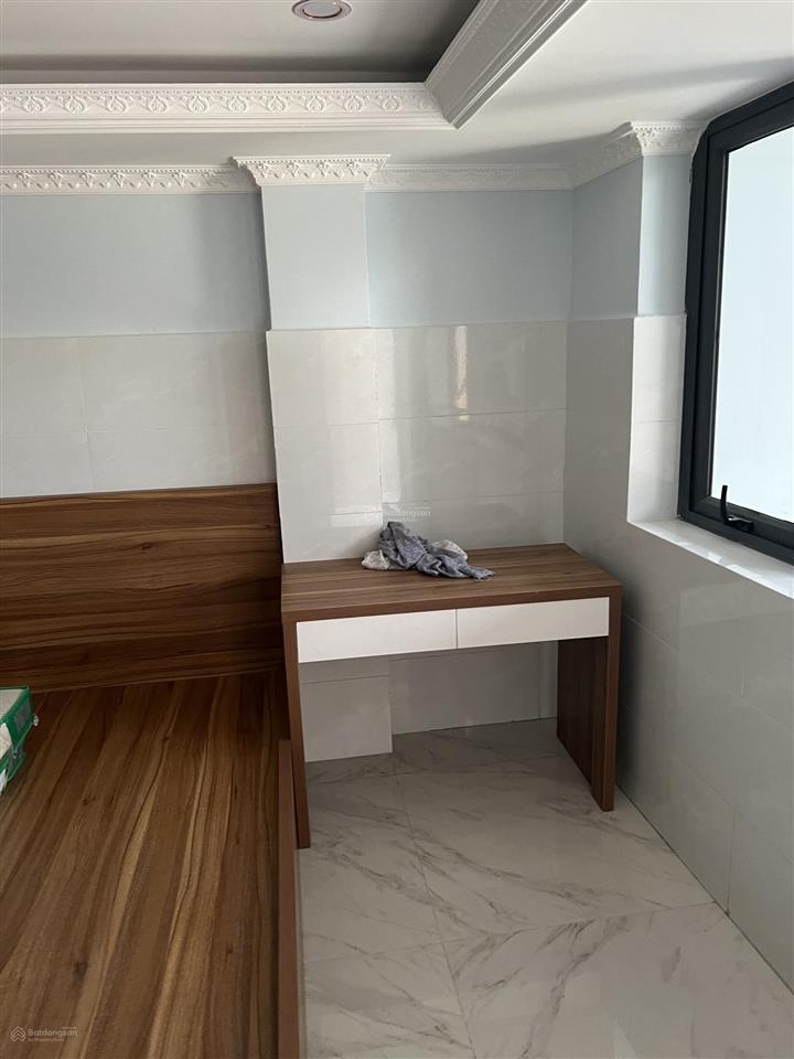 Cho thuê nhà dạng phòng dịch vụ đầy đủ tiện nghi 20m giá 3,5 tr/th,  0915 698 ***