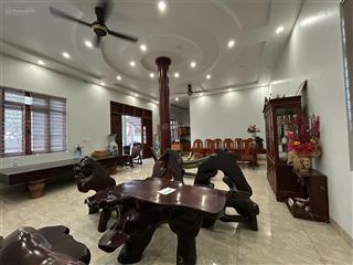 Bán biệt thự 3 tầng/dt đất 751,5m2/shr/tc ngay ngã tư lý tự trọng và dt743 p. an phú tp hồ chí minh