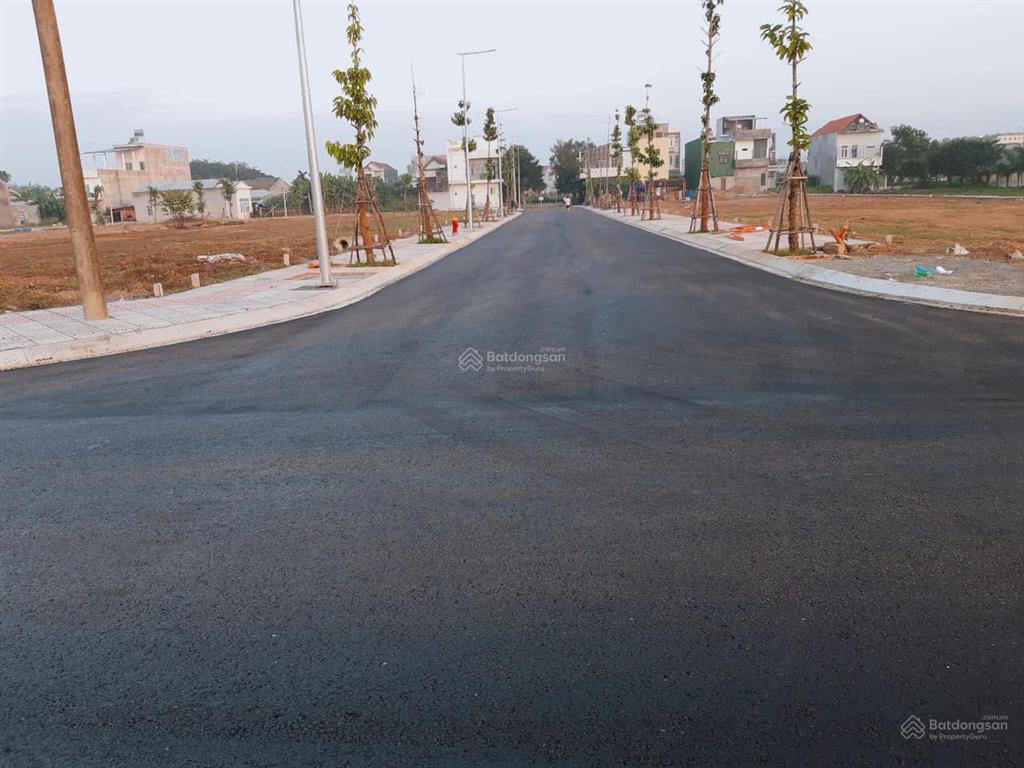 Đất nền thổ cư, đã có shr đối diện ubnd xã thủ thừa, tỉnh tây ninh (long an cũ), nh cho vay 70%