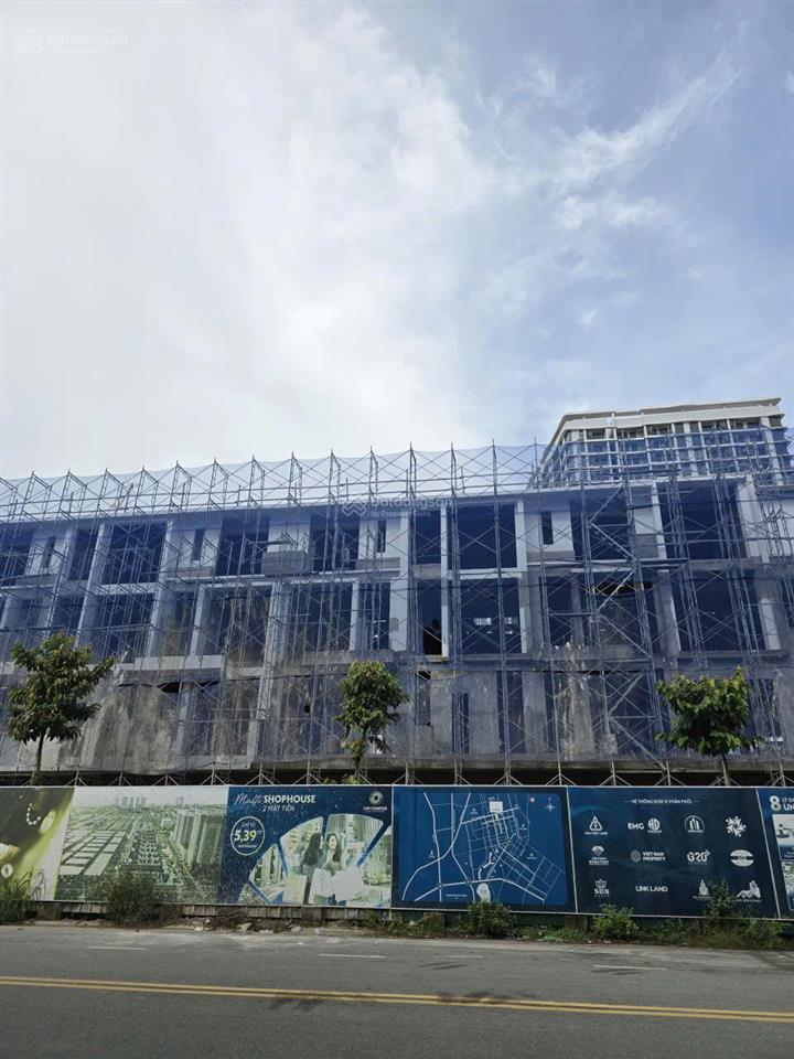 Chỉ cần 1,6 tỷ sở hữu shophouse 260m2 tại phố thương mại uni complex,p.bình dương,tp.hồ chí minh