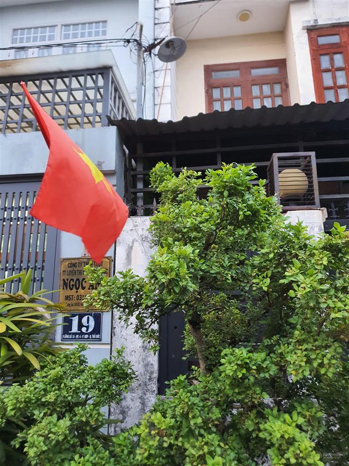 Chính chủ cho thuê đất trống lô góc đường số 10 & 7 khu dân cư hồng long, mặt tiền đường hiệp bình