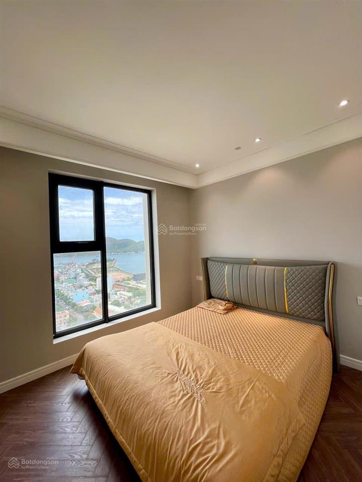 Chuyển nhượng căn hộ 2 phòng ngủ altara quy nhơn  view biển, giá tốt