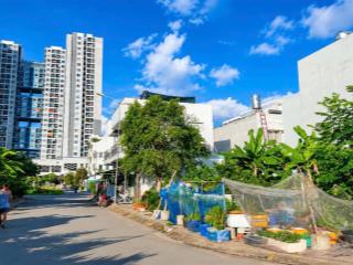 Bán lô góc kdc lan phương phường tam bình ngay vđ 2 vòng xoay gò dưa dt 135 m2(7 x 21) giá 12t (tl)