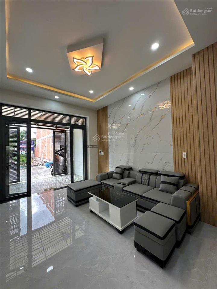 Chủ cắt lỗ 200tr còn 5,5 tỷ còn tl dt 65 m2 đất xây 4 tầng hẻm 7m ngô chí quốc  việt 0932,683,991