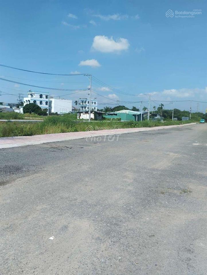 Khu dân cư ven sông an phú đông 3 dt 64 m2, giá 5 tỷ đối diện vạn phúc.  việt 0932,683,991