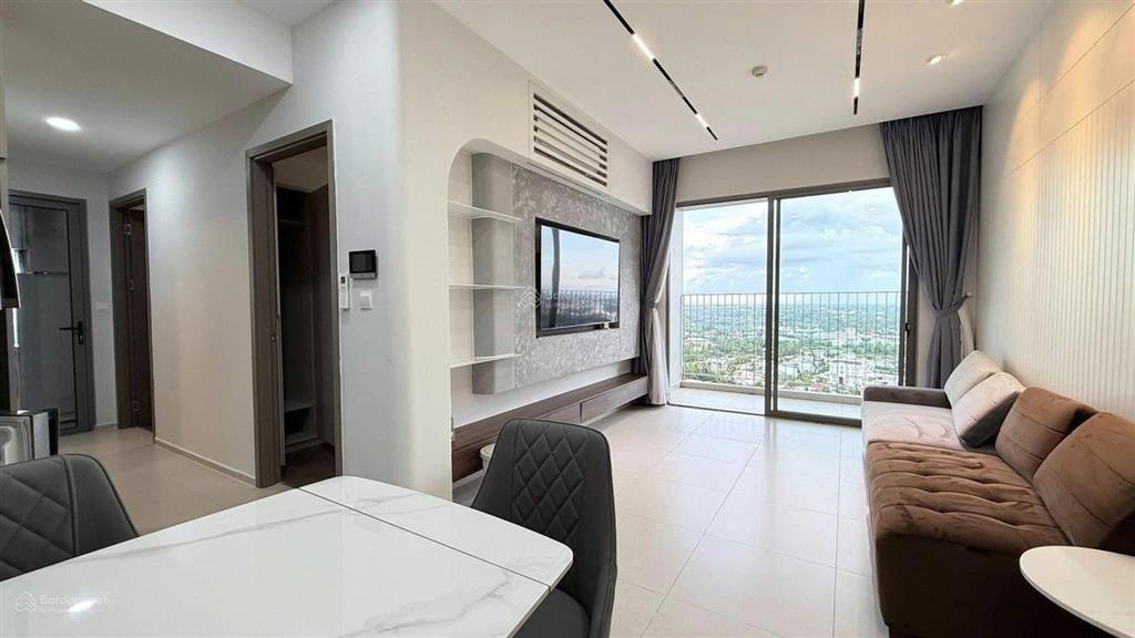 Bán căn hộ westgate 85m2 3pn 2wc giá 3,530 tỷ hỗ trợ vay  sổ hồng trao tay