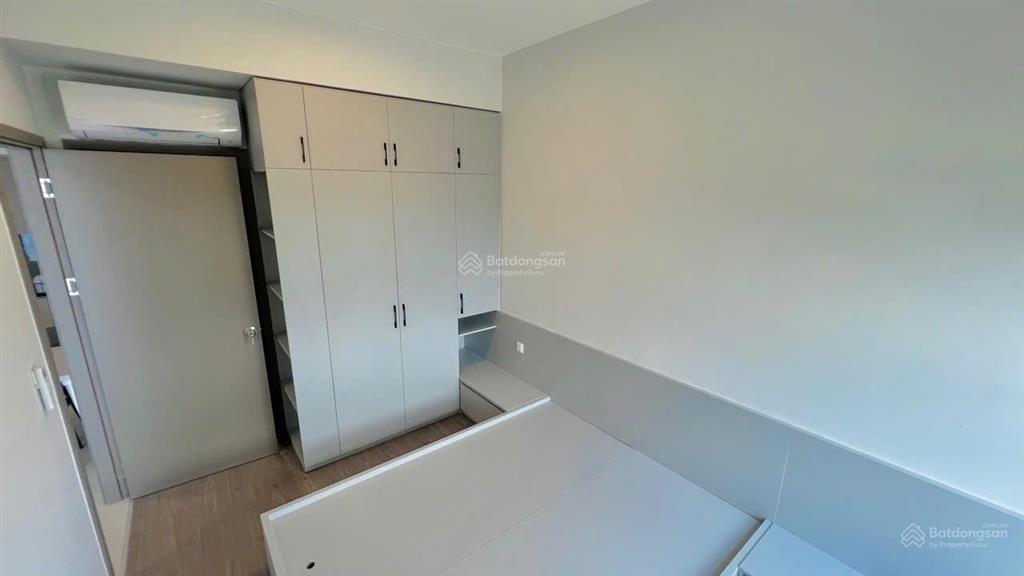 Bán gấp căn hộ westgate 69m2 giá lỗ 3,1 tỷ, một trong số ít sản phẩm tầng trung view ngoại khu