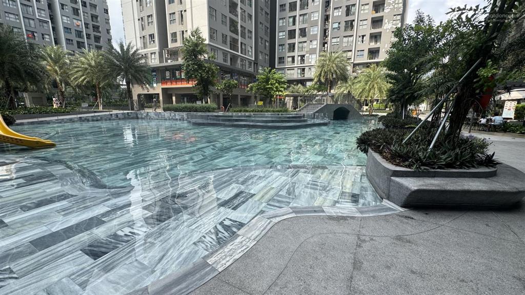 69m2 2br with balcony only 9m vnd/month at westgate
