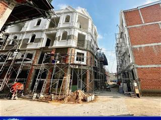 Bán nhà phố liền kề, hoàn thiện sẵn, sổ hồng riêng, gần trường học, 50m2 xây 3.5 tầng. giá 6.390 tỷ