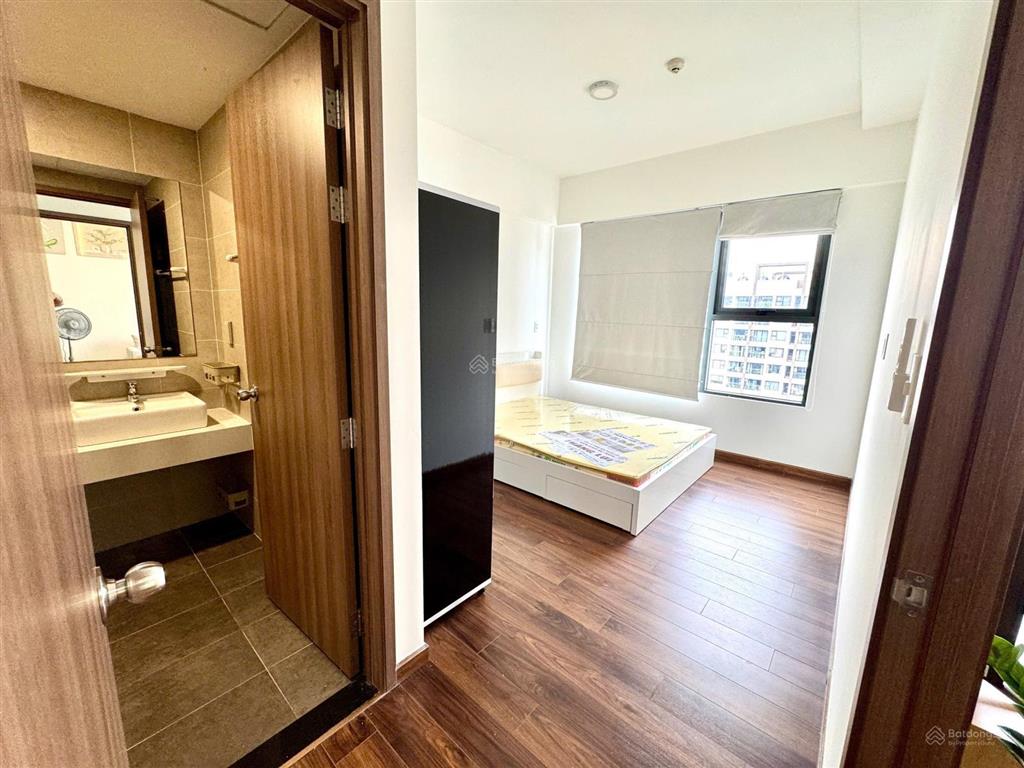 Cho thuê căn hộ akari 75m2 đầy đủ nội thất, nhà mới, sạch sẽ, ở liền, hướng đông mát mẻ.