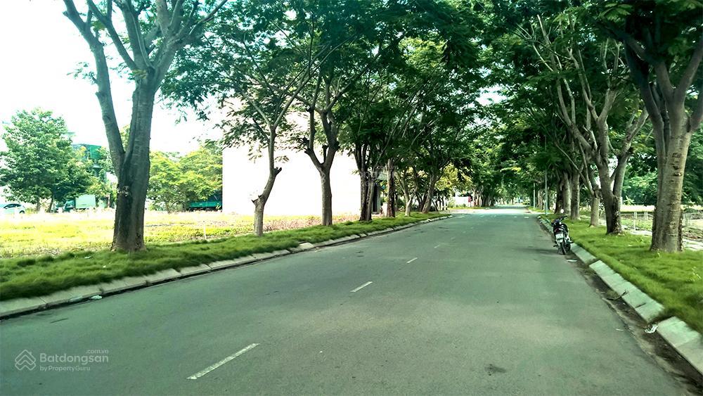 Gia đình ở úc bán 1 nền biệt thự 7mx23m=160m2 giá giảm 45tr, lô đẹp vuông vức, ở ngay 0909 719 ***