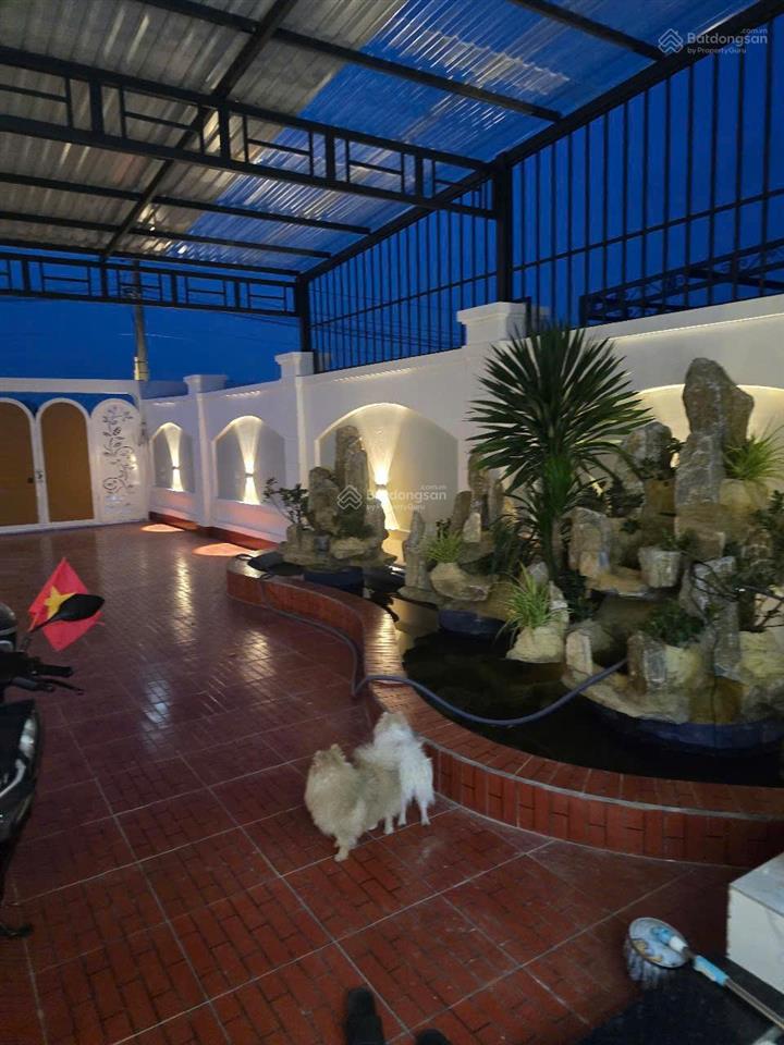 Chính chủ bán biệt thự cầu tràm, 300m2, giá 3,5 tỷ bao hết thổ cư, sổ hồng, vào ở ngay 0909 719 ***