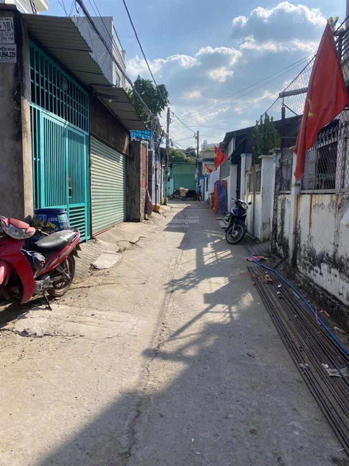 Bán lô đất siêu đẹp 4,5x17,5m hướng đông nam