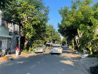 9,5 tỷ sở hữu căn nhà duy nhất đường 11 phước bình, tp thủ đức dt 88m2