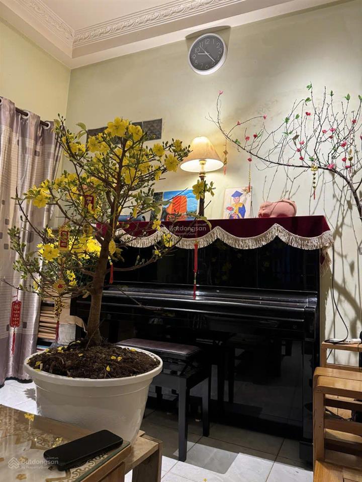 Bán nhà đường 10, trường thọ, thủ đức, gần chợ thủ đức giá 4,4ty