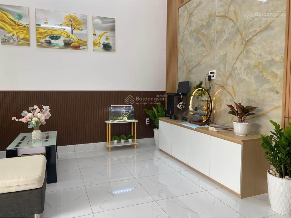 Bán nhà hẻm thông xe hơi đường 339, phước long b, giá 4.99 tỷ tl