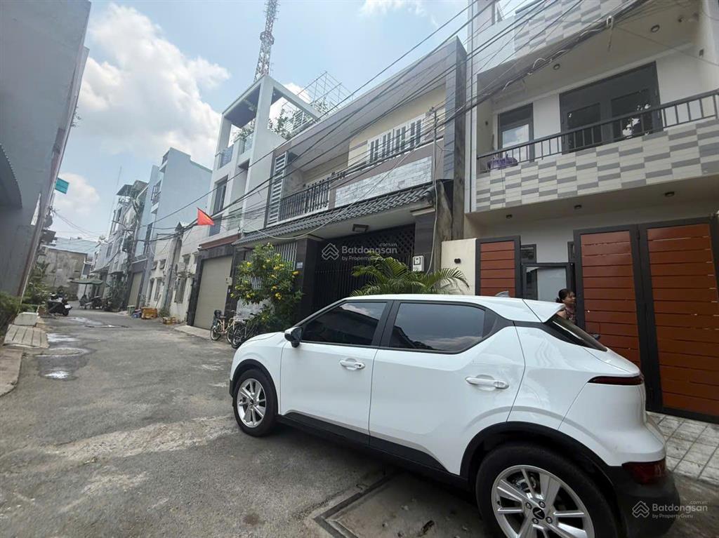 Bán căn nhà 3 tầng 1 sẹc đường man thiện , p. tăng nhơn phú  trung tâm hành chính  q9 giá 6.8ty