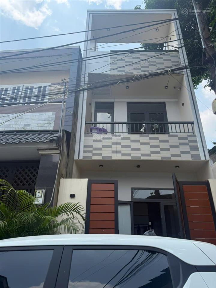 Bán căn nhà 3 tầng 1 sẹc đường man thiện , p. tăng nhơn phú  trung tâm hành chính  q9 giá 6.8ty