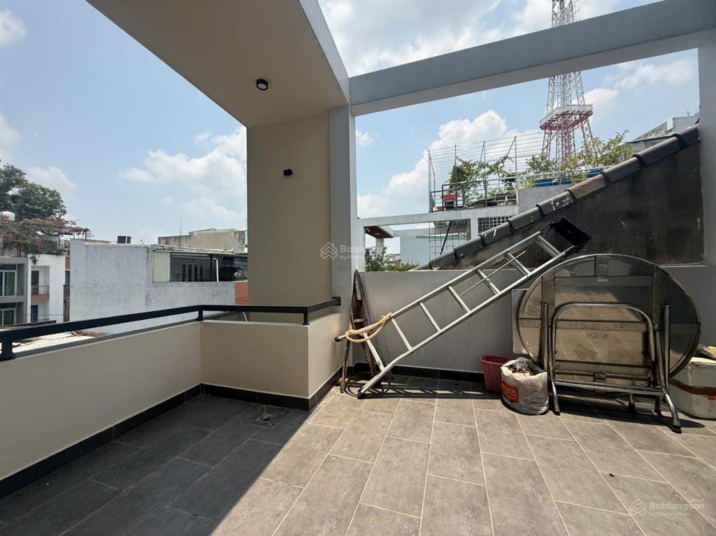 Bán căn nhà 3 tầng 1 sẹc đường man thiện , p. tăng nhơn phú  trung tâm hành chính  q9 giá 6.8ty