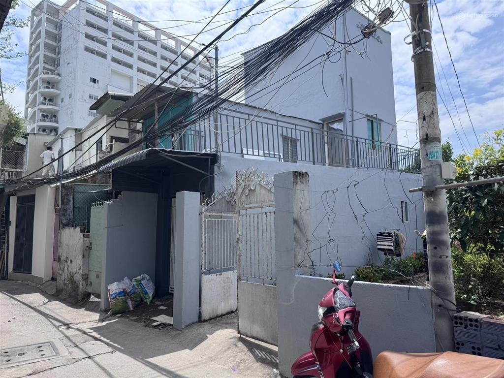 Bán 2ty650 / 40m2 đất ,nhà hẻm 803a đường kha vạn cân ,p.linh tây ,thủ đức