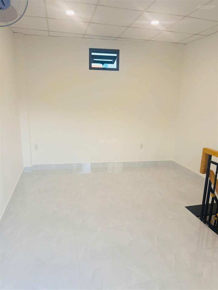 Bán nhà hẻm thông đường 265 phường hiệp phú, quận 9 dt 20m2 giá 1,95ty
