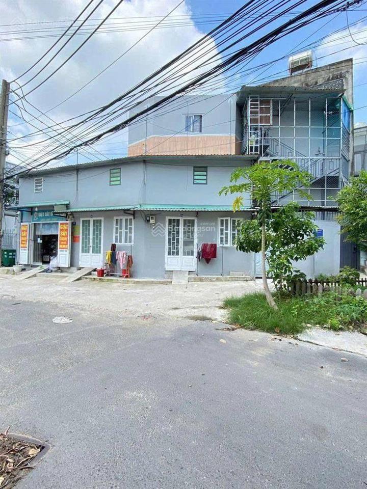 Bán 4 kiốt và 3 phòng trọ mặt tiền, thu nhập 20tr/th. tăng nhơn phú b, dt 147m2, giá 7.3 tỷ