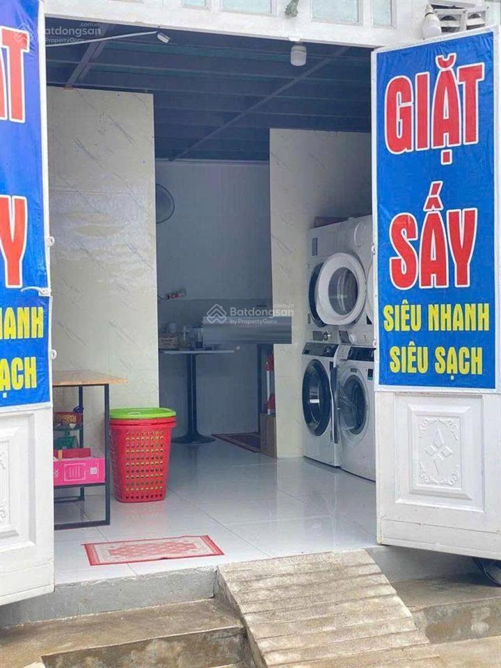 Bán 4 kiốt và 3 phòng trọ mặt tiền, thu nhập 20tr/th. tăng nhơn phú b, dt 147m2, giá 7.3 tỷ