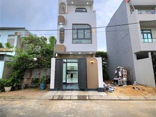 Giảm thêm 500tr bán nhà mới 3 tầng 1 sân thượng đường 23 nguyễn xiển, vinhomes grand park 4,85 tỷ