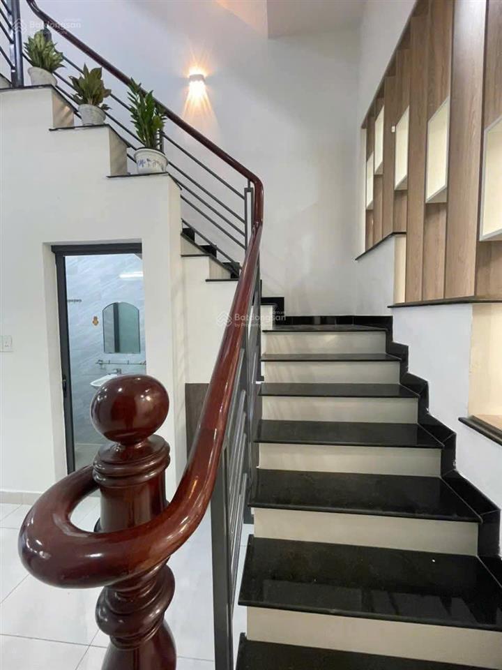 Bán nhà 1t2l hxh đường võ văn hát  long trường. quận 9 giá 5,5 tỷ