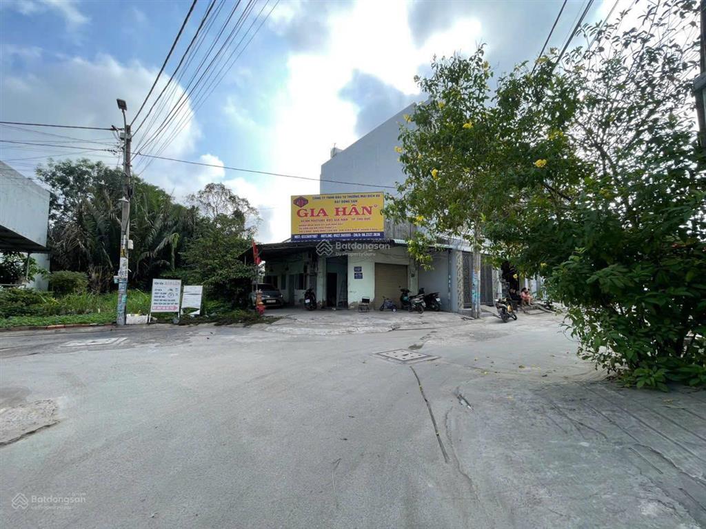 Đất tặng nhà hẻm xe hơi 47 trường lưu, long trường, quận 9 dt 200m2 giá 6,95 tỷ