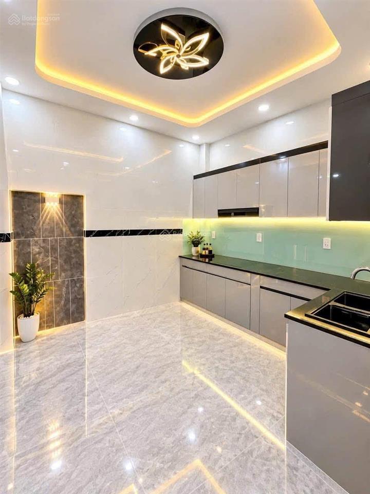 Bán nhà 1 trệt 2 lầu mới đẹp hẻm xe hơi thẳng ra hồ bá phấn 20m gần ga metro 5,4 tỷ