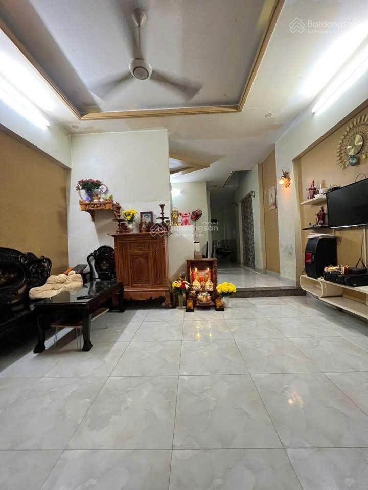 8.5 tỷ nhà mặt tiền kinh doanh đường lò lu quận 9 cũ 75m2 giá 8,5 tỷ