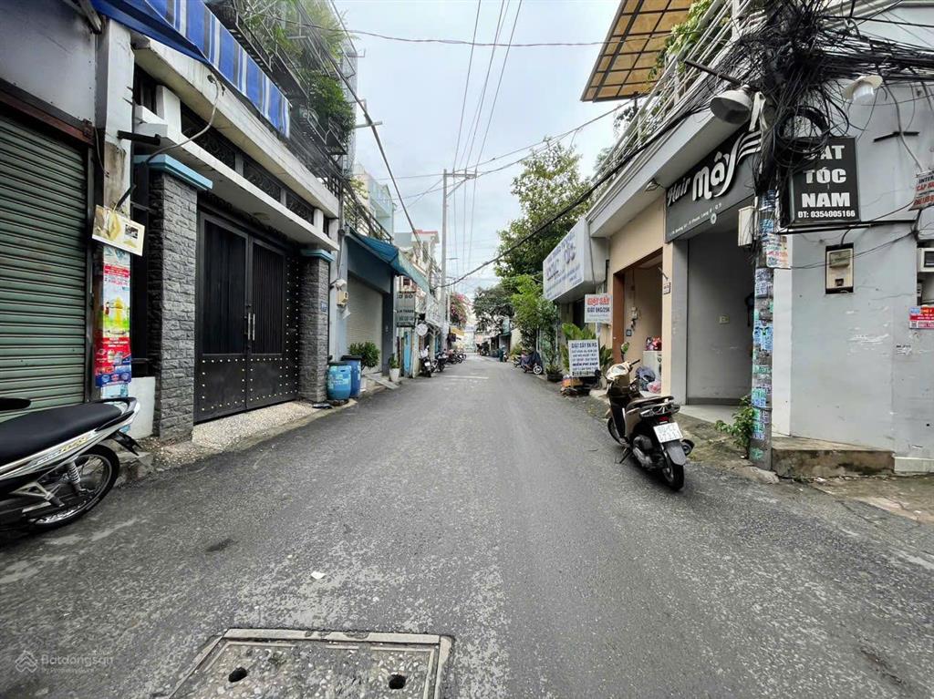Bán gấp nhà c4 2 phòng trọ mặt tiền đường 147, chợ hoa cau, phước long, hồ chí minh 73m2 giá 6,4 tỷ