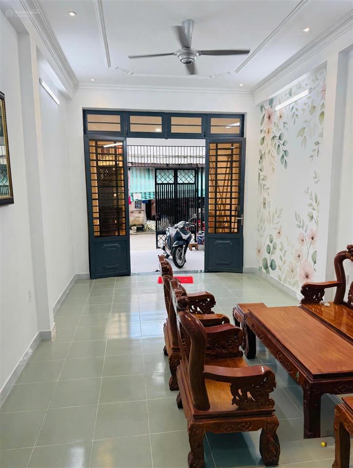 Nhà 1t1l mặt tiền kinh doanh chợ hoa cau, đường 147, phước long b, quận 9 dt 65m² giá 7,7ty