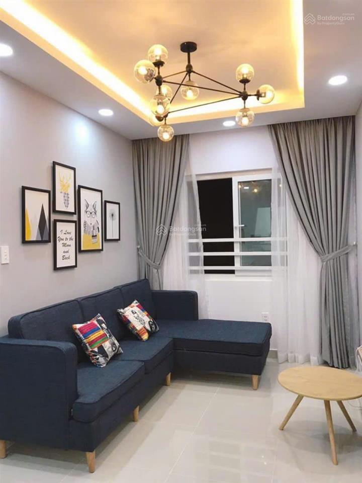 Chính chủ cho thuê căn góc lầu 10 63m giá 7tr nhà trống  có nội thất 8tr