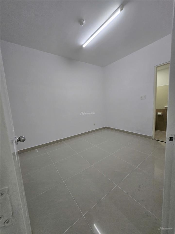 Chủ thiện chí bán căn 1pn đạt gia giá 1850  vay bank 70%  đang gom hs cấp sổ hồng
