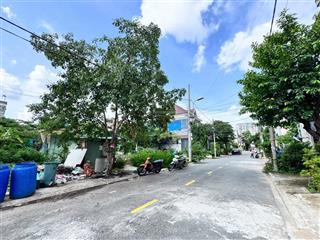 Bán đất biệt thự 11x18m đường 20 sau gigamall hiệp bình chánh, thủ đức