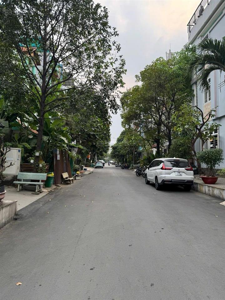 Bán nhà 7x17m trệt 3 lầu góc 2 mặt tiền đường 25, hiệp bình chánh, thủ đức bên sông