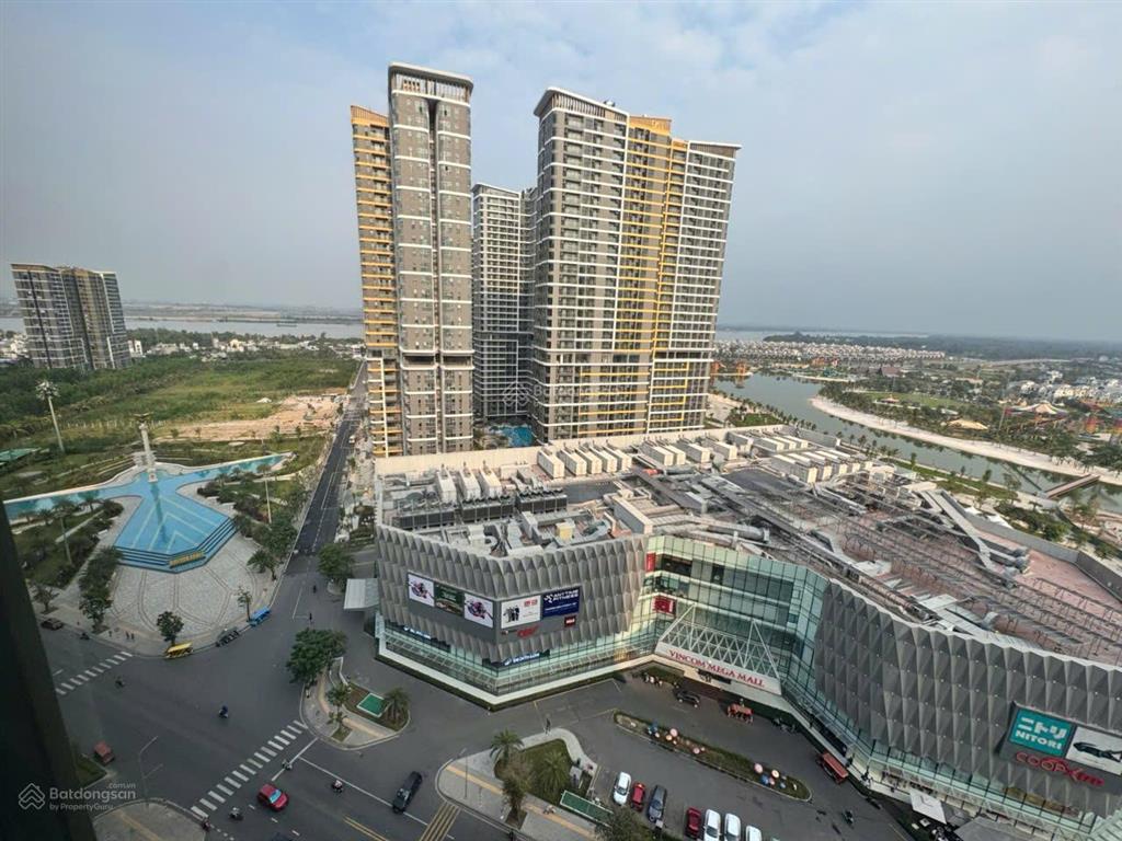 Căn hộ 2 phòng ngủ , tầng cao, view xem pháo hoa cực đẹp . tại glory height