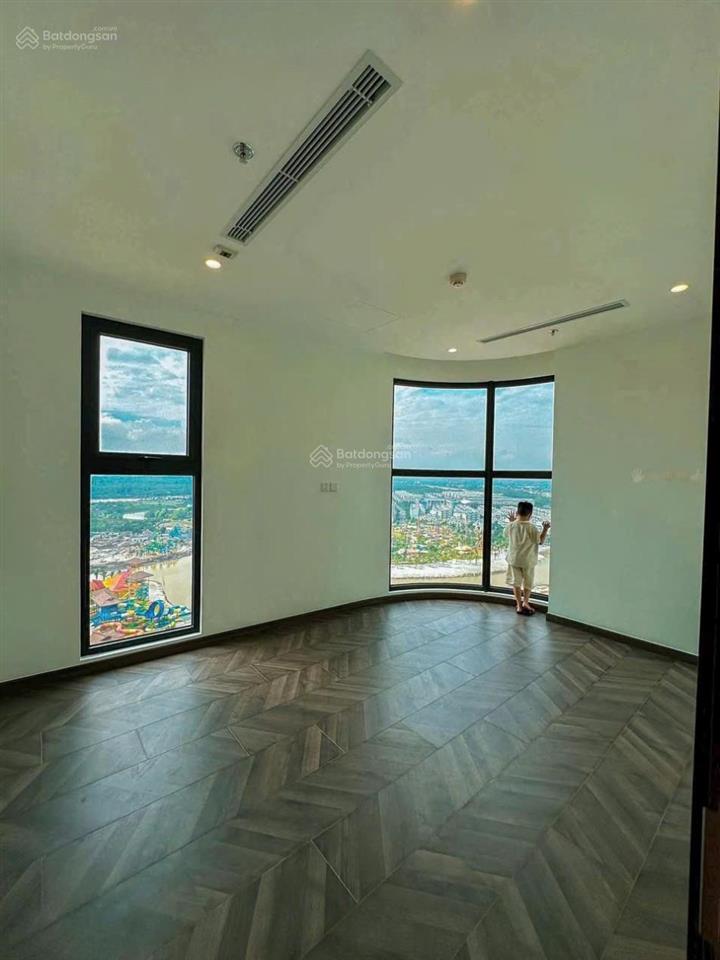 Siêu phẩm 3pn view pháo hoa  công viên 36ha  view sông đẹp bậc nhất the beverly
