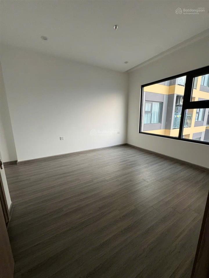 Hàng đẹp  căn góc 2 phòng ngủ+ the beverly solari  giá chỉ 4.36 tỷ.   0937 365 ***