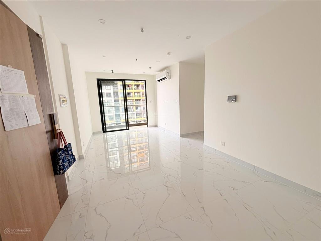 Bán căn hộ 3 phòng ngủ the beverly solari tầng cao, hướng đông nam giá 4.52 tỷ.  0937 365 ***