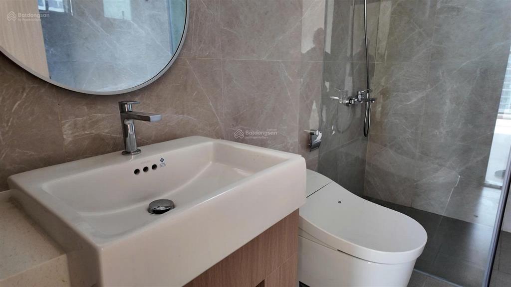 Độc quyền căn 2 phòng ngủ giá tốt tại lumière boulevard.  0937 365 ***
