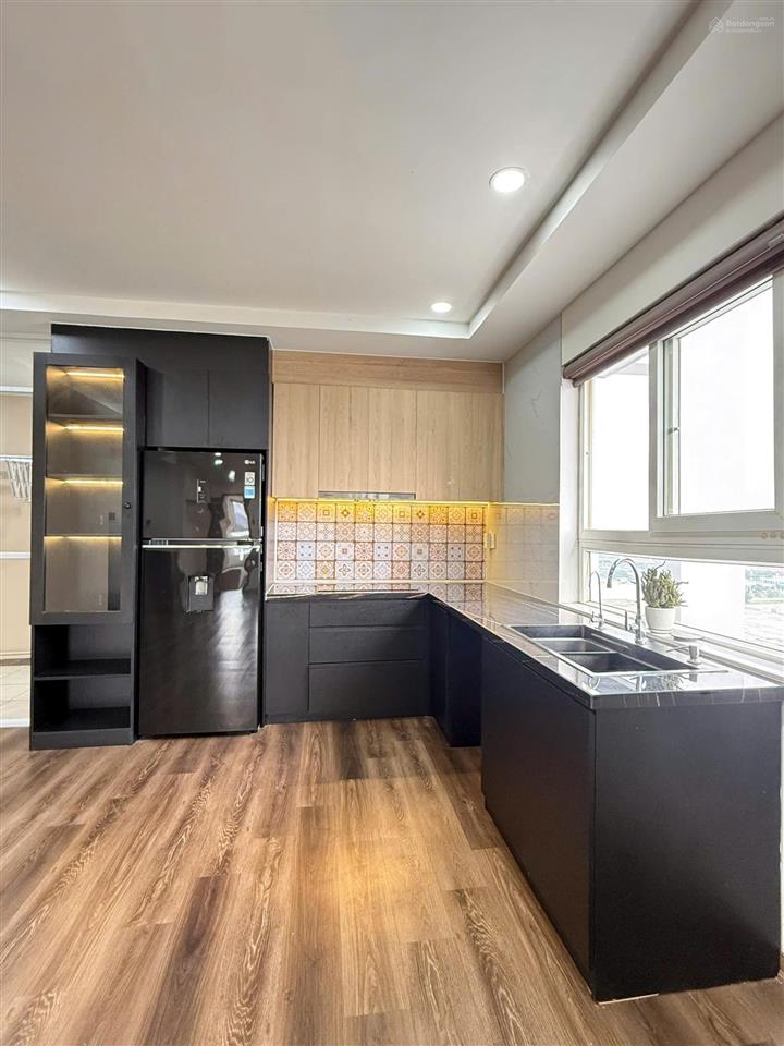 Cần bán căn hộ phúc lộc thọ.  0945 234 ***