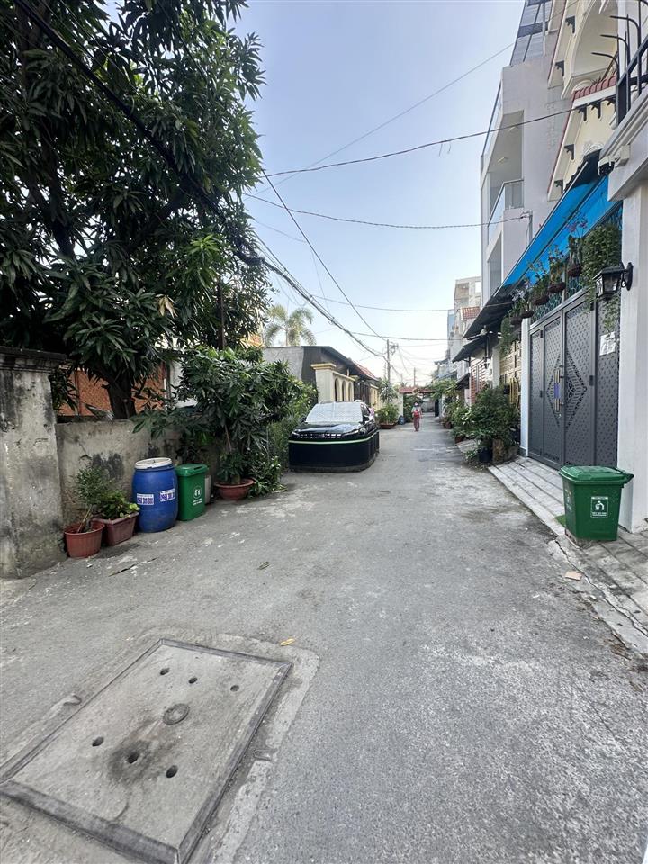 Đất full thổ cư đường thạnh lộc 19 phường thạnh lộc q12, dt 137,3m2 (5,7x24) hẻm 6m, gia 6,8tỷ